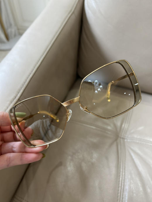 圆正尾货 GG蝴蝶造型 通透鹅黄色 凹造型 防晒 显脸小 太阳镜 商品图7