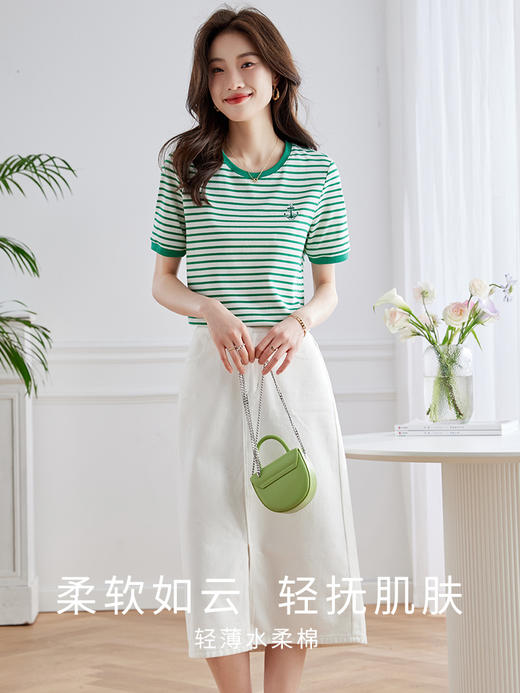 【专属好价】熙世界2025夏季新款绿白条纹T恤女短袖宽松显瘦休闲正肩圆领上衣 商品图1