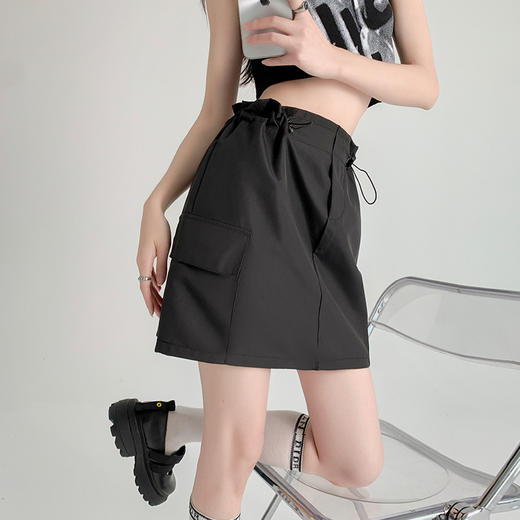 【多色可选！轻松get小蛮腰】高腰设计令女性更具曲线美，A字裙型适合小个子，展现迷人身姿。A字短裙，适合小个子MM穿着。时尚设计感十足，让你轻松穿出女王范儿！ 商品图6