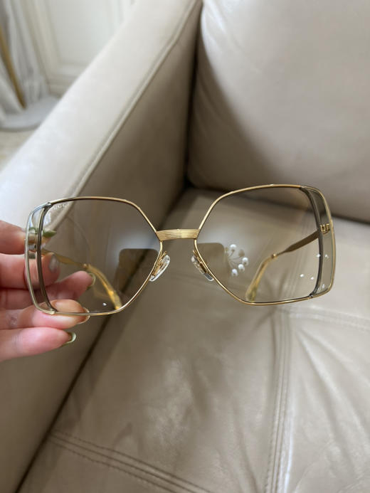 圆正尾货 GG蝴蝶造型 通透鹅黄色 凹造型 防晒 显脸小 太阳镜 商品图2