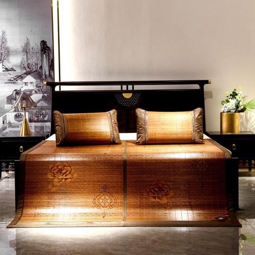 【凉而不冰！吸湿透气】清心冷静的夏日里，双面折叠竹席为你带来舒适与惬意，1.8米/1.5米大小随心选择，丰富多样的颜色款式搭配，加密编织，使用寿命更长！ 商品图2