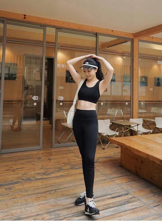 猫太特价--无痕一片式运动内衣，跑步，瑜伽高强度健身无钢圈内衣 不退换（买2减30元） 商品图7