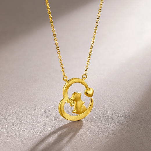 周六福黄金项链女计价足金爱心兔子吊坠锁骨链送女友礼物 商品图2