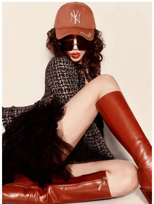 孤品“赛琳女孩” 蛋糕裙 叛逆俏皮 酷飒减龄 叛逆又华丽的即视感颈袖添香J22355321不退可换 商品图2