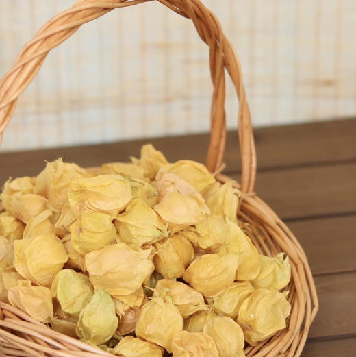 这个水果学名“灯笼果”俗称—菇鸟！这是我从小吃到大的水果😍季节性很强，每年这个时候才能吃到，维生素C、硒、锌的含量超过普通水果10倍！东北特产！剥皮就吃，甜甜的！1.5斤/盒 商品图4