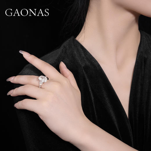 GAONAS 925银合成锆石戒指 高纳仕 白色鸽子蛋6克拉戒WJ041200 商品图3