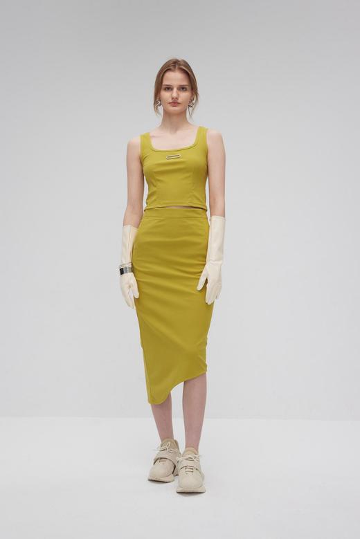 U型领修身短背心 商品图0