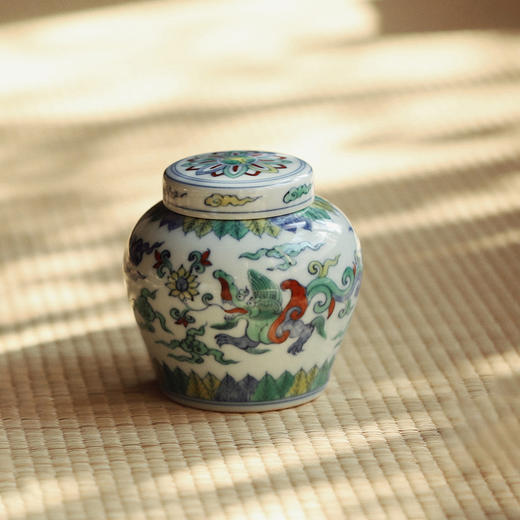 景德镇云木在 拟成化斗彩夔龙小茶仓 手绘陶瓷茶叶罐小储存罐 商品图1