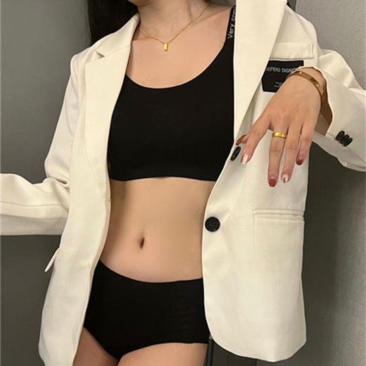 【59.9任选两套❗️果冻承托力内衣裤套装礼盒装】高弹无痕无感，享受轻柔裸感体验，背部收拢赘肉，舒适透气亲肤柔软，英文肩带无痕裸感舒适文胸女礼盒装粉丝专属伴手礼新年礼盒年货礼盒 商品图3