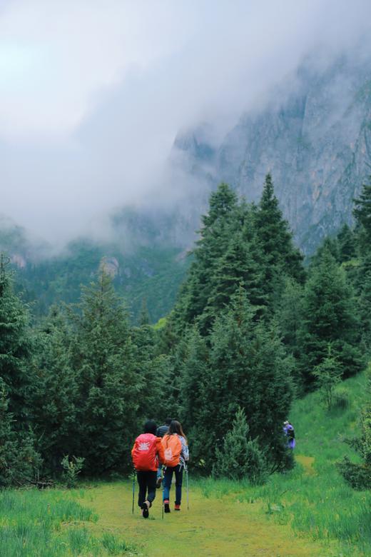 云南｜香格里拉阿布吉措一日徒步，天宝雪山/阿布吉措/高山牧场/流石滩/陨石天坑群/德吉林寺 商品图6