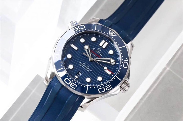 VS厂欧米茄海马300米潜水表首发详解