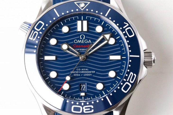 VS厂欧米茄海马300米潜水表首发详解