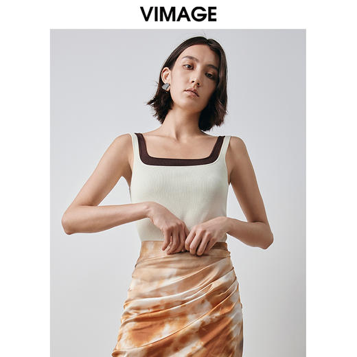 VIMAGE纬漫纪秋季新款显瘦简约舒适吊带上衣V2001601 商品图2