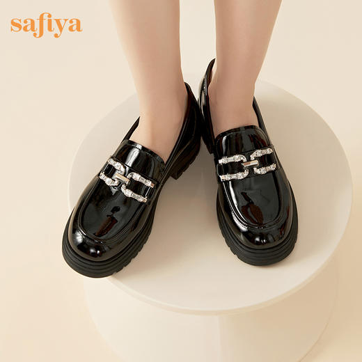Safiya/索菲娅2023秋季新品英伦风复古休闲粗跟漆皮厚底一脚蹬乐福鞋SF33112139 商品图0