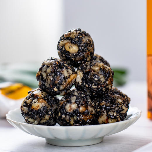 【买二送一！黑芝麻核桃丸】粒粒香甜，营养丰富健康美味，口感细腻香醇，鲜香软糯，薄皮核桃口感香甜，丸核桃小丸子五谷杂粮零食核桃仁核桃丸 商品图3