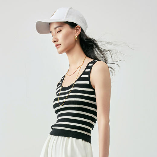 【品牌优选】【合作直发】IN AND ON夏季莱赛尔桑蚕丝U领背心吊带上衣 商品图6