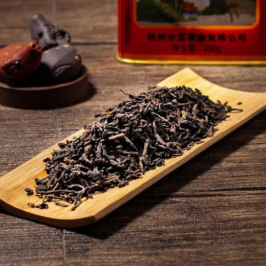 中茶牌茶叶 广西梧州六堡茶【2015年陈化】老八中系列 红罐工体铁罐装一级窖藏黑茶2021年单罐装 250克 /原产地直发 商品图2