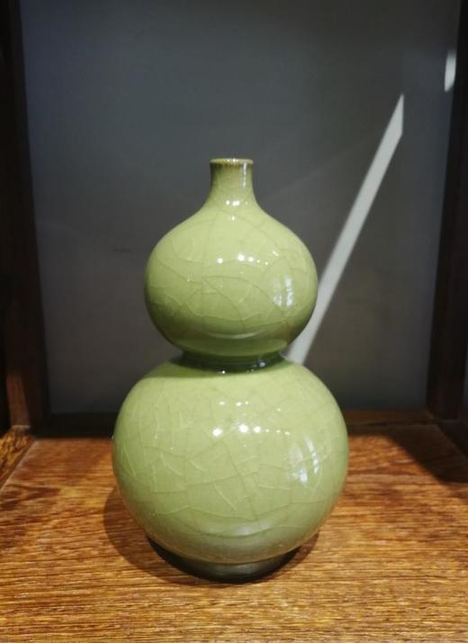 哥窑青瓷葫芦瓶 商品图0