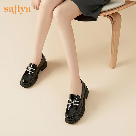Safiya/索菲娅2023秋季新品英伦风复古休闲粗跟漆皮厚底一脚蹬乐福鞋SF33112139 商品图2