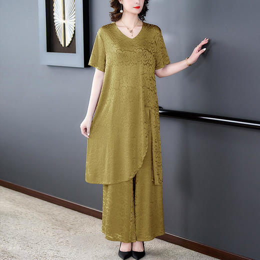 NYL 9031时尚休闲套装妈妈不规则上衣阔腿裤两件套 商品图3