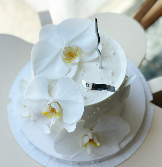 东方美人 · 鲜花奶油蛋糕 商品图1