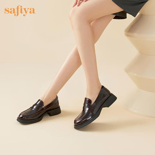 Safiya/索菲娅2023秋季英伦复古圆头一脚蹬头层牛皮厚底粗跟深口单鞋乐福鞋SF33112111 商品图2