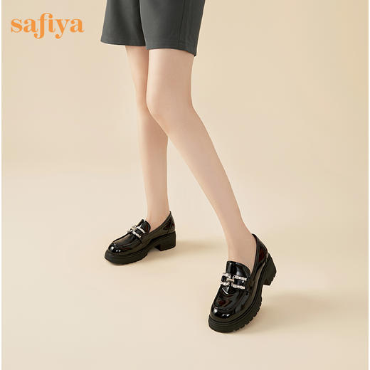 Safiya/索菲娅2023秋季新品英伦风复古休闲粗跟漆皮厚底一脚蹬乐福鞋SF33112139 商品图8