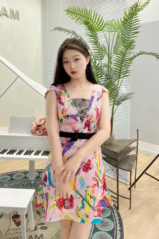 芭蕾君彩绘图案连衣裙81616025 商品图2