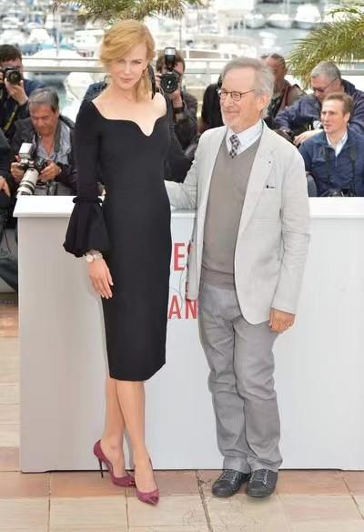 【投稿】喵娘精工@M72《桑涅瓦·光之礼》黑色复古简约连衣裙 商品图11