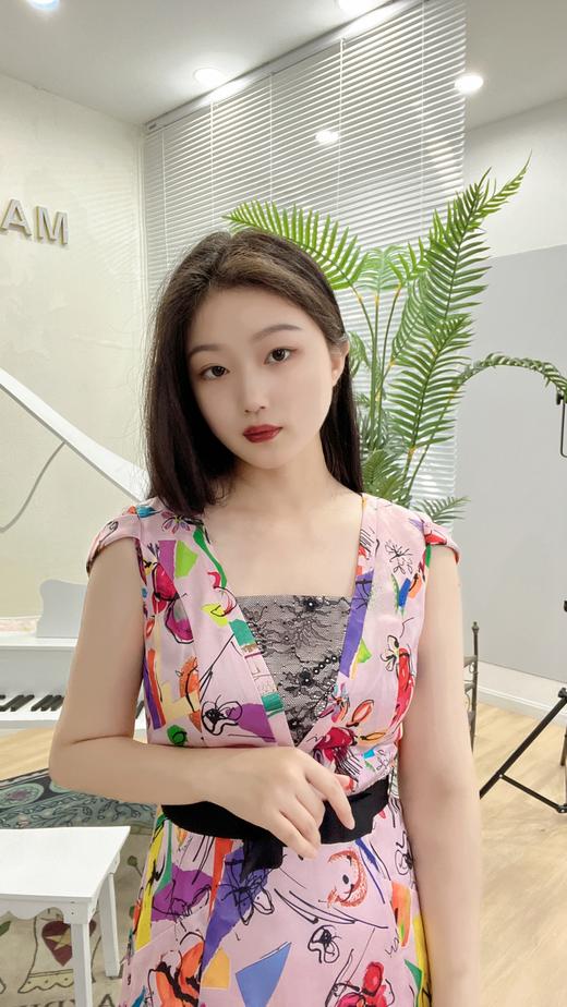 芭蕾君彩绘图案连衣裙81616025 商品图1