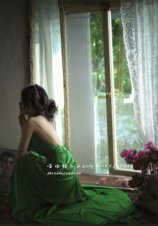 1314#【复团】喵娘精工丨定制《赎罪》电影同名奈特莉同款复古绿露背礼服连衣裙 商品图4