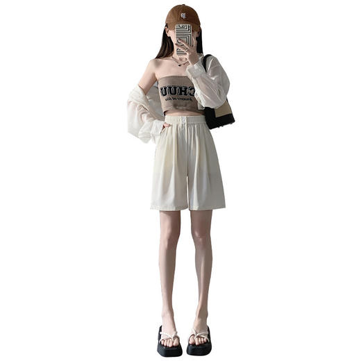 夏季必备！西装短裤女，高腰设计显瘦，五分裤长度修饰腿型，宽松版型舒适自在。卡其色中裤百搭实穿，让你轻松驾驭各种场合。小个子也能穿出气质！ 商品图5