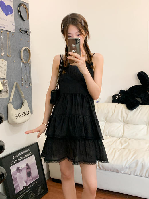 <曾小咸推荐>巨折清仓秒杀，稀有现货24小时发【仅限今日】吊带蕾丝边连衣裙 商品图3