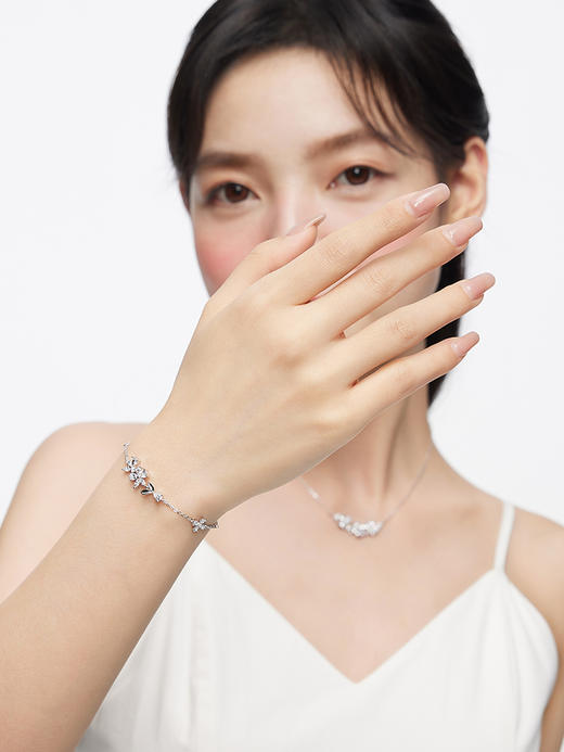 卡蒂罗落樱轻语手链S925银女生轻奢小众设计款2023年新款生日礼物 商品图2
