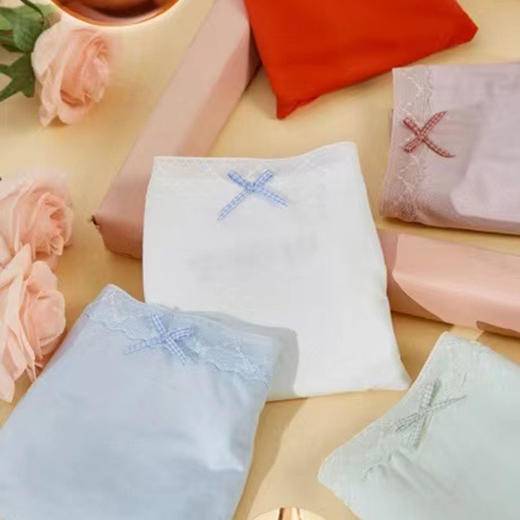 HYY-22553   【1条】中腰莫代尔蕾丝腰边亲肤舒适石墨烯内裆女士内裤 商品图2