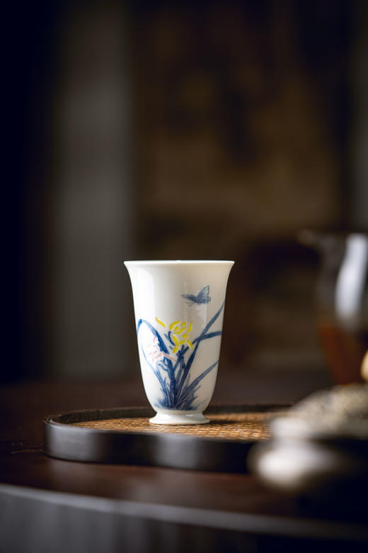 富玉窑  景德镇手工青花彩色玲珑梅兰竹菊闻香品茗杯陶瓷茶器主人杯 商品图4