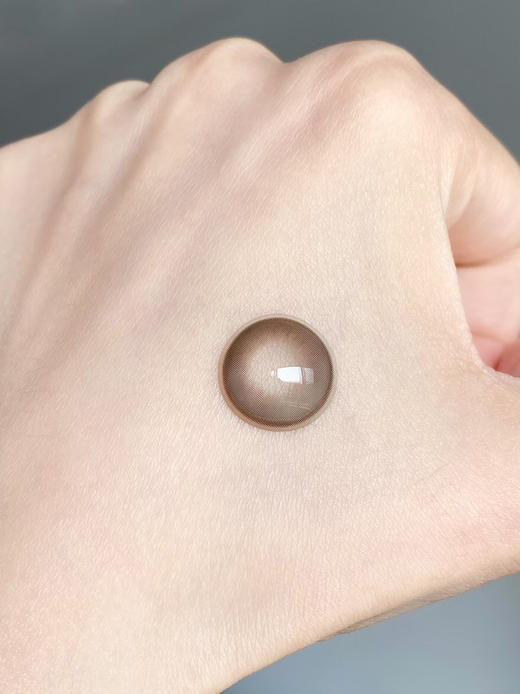 艾吉拉Loveiikira 布莱垦棕 日抛 10片 14.5mm 参考着色13.9mm 基弧8.6 含水40% 新锐国货 商品图5