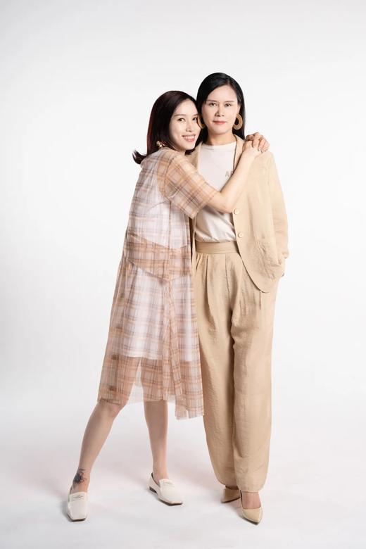 臣禾杏色长袖长裤西装套装K211012877【奥莱】 商品图0