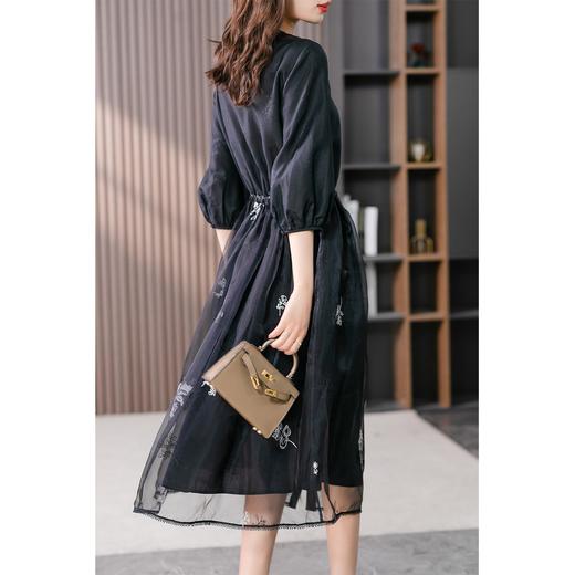 87890原形高级感绣花真丝连衣裙女2024春夏季新款灯笼袖桑蚕丝长裙子 商品图3