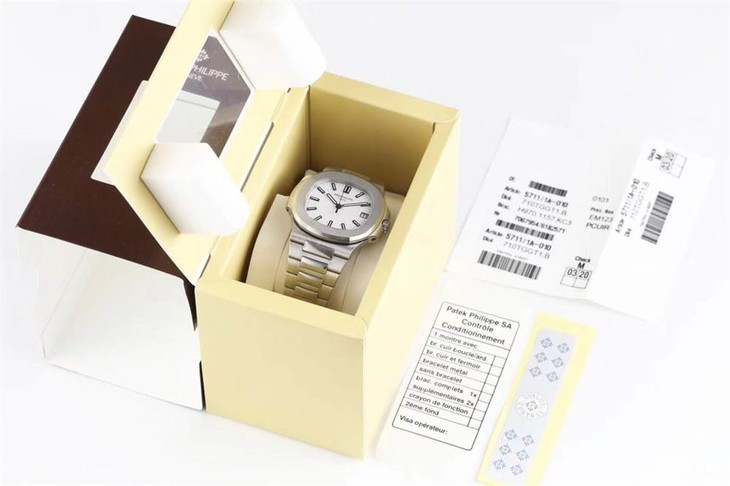 PPF厂百达翡丽超级鹦鹉螺5711/1A-011腕表首发详解