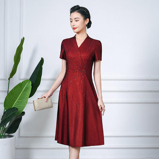 MLY结婚礼服夏钉珠绣花V领气质改良版连衣裙喜婆婆 商品图1