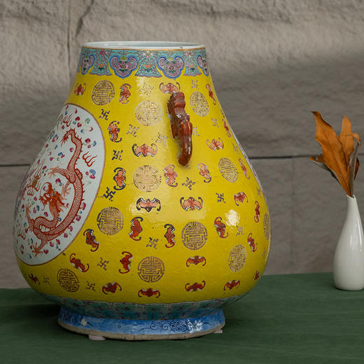 清光绪 黄地粉彩龙凤呈祥开窗双耳牛首尊 商品图4