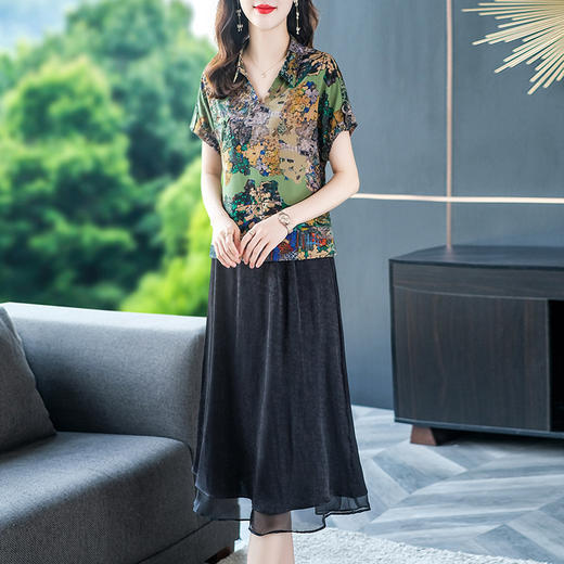 夏季洋气新款，中年妈妈短袖印花阔太太休闲大码套装时尚两件套YMR-8721 商品图5