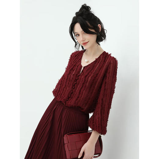 【限时秒杀】COCOBELLA重工提花流苏衬衫女秋气质通勤酒红色雪纺衫LC516 商品图1