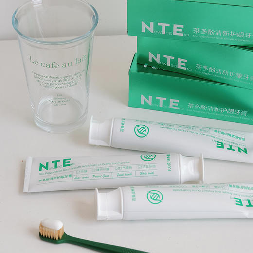  【买2送1】【新老包装随机发 无氟】【茶多酚清新护龈牙膏】清新口气 远离尴尬 泡沫绵密 清新薄荷更清爽~湖州仓 商品图1