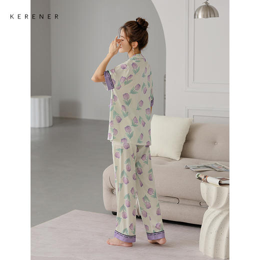 可人儿夏季花朵睡衣女夏天冰丝短袖可外穿仿真丝薄款家居服三件套 商品图3
