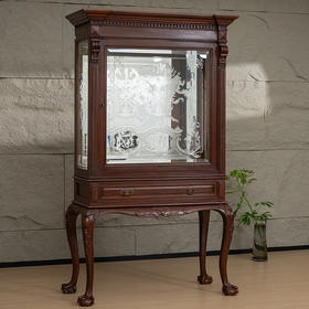 民国 胡桃木西式雕花玻璃橱