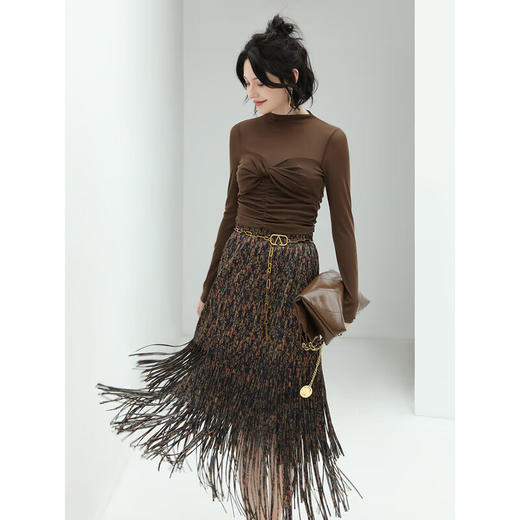 COCOBELLA设计感拧花抽褶网纱长袖T恤透视打底衫TS126 商品图2