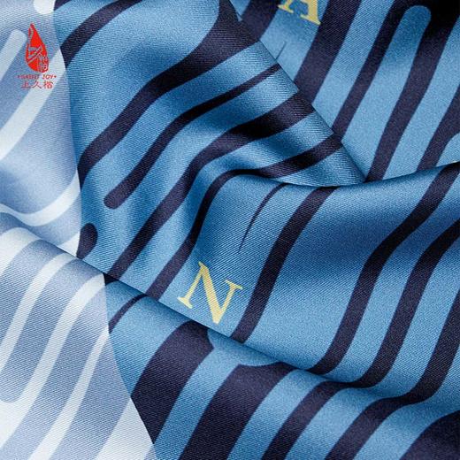 SAINTJOY/上久楷宋锦礼盒真丝小方巾 创意 FJS22021+防盗卡包 福蝶 BWS19K0404 组合 商品图6