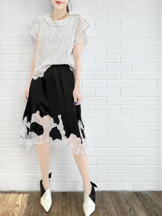 TYNVIE 蕾丝拼接裙摆半身裙-黑色 商品图3